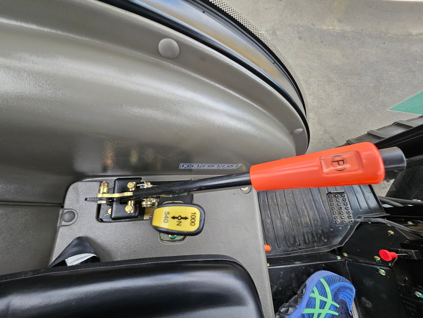 2025 LOVOL E Series 40HP AC Cabin Compact Tractor