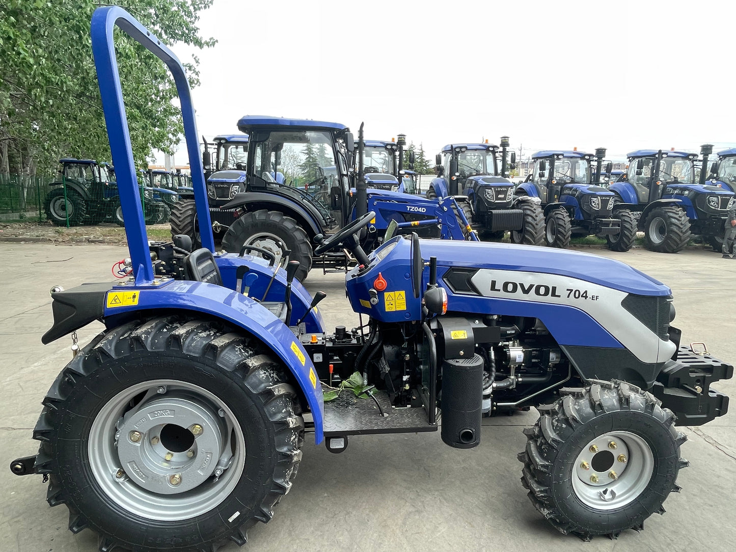 LOVOL 70HP TE704 Compact Orchard Tractor