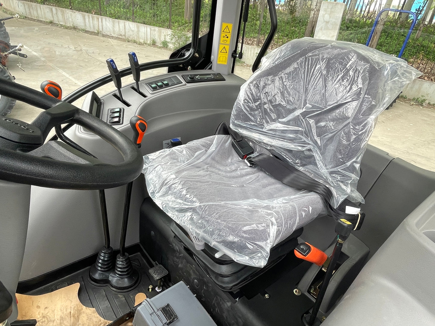 LOVOL 50HP TB504 CAB A/C premium heavy duty Tractor