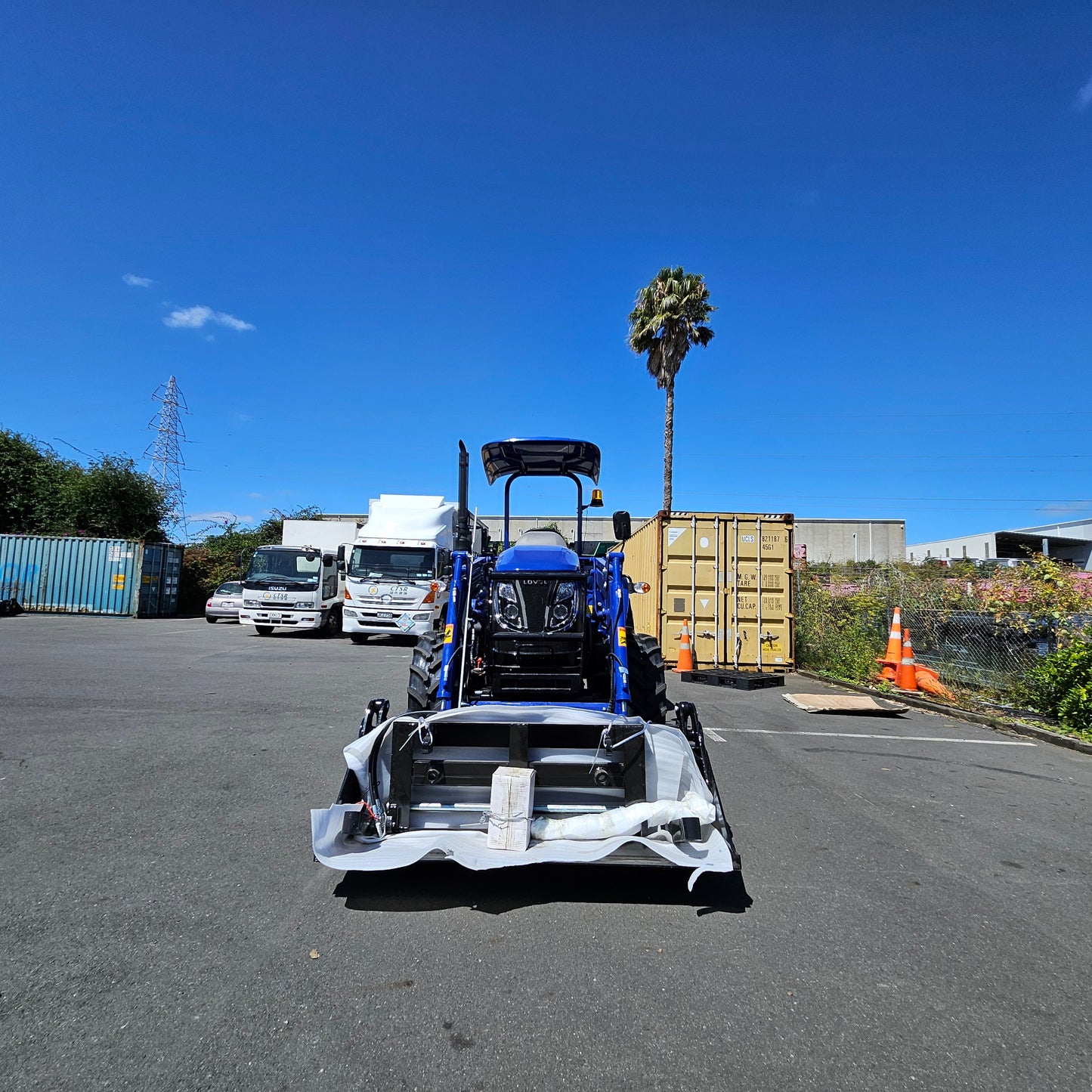 **IN TRANSIT**LOVOL 50HP TB504ROPS (with Canopy) heavy duty Tractor**IN TRANSIT**