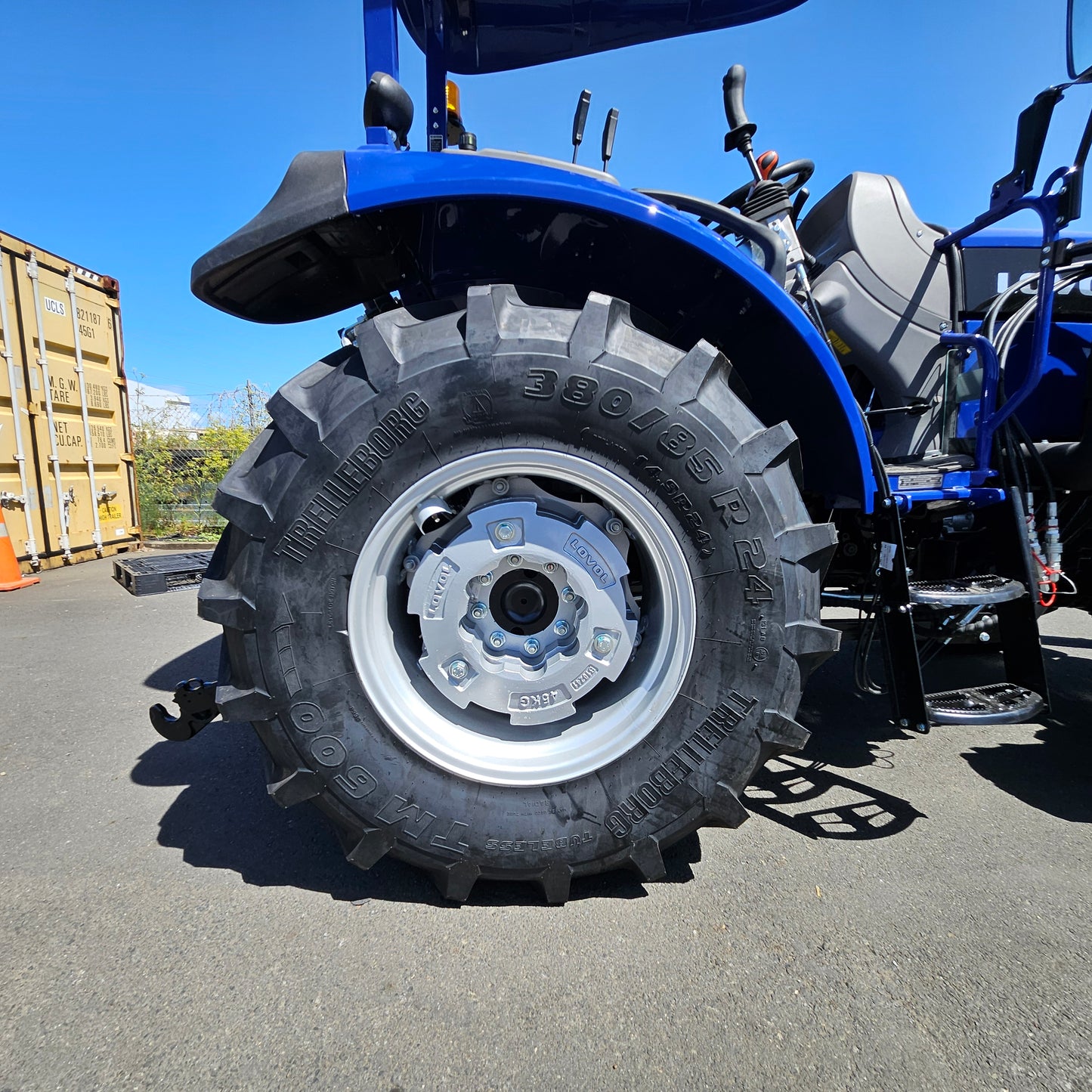 **IN TRANSIT**LOVOL 50HP TB504ROPS (with Canopy) heavy duty Tractor**IN TRANSIT**