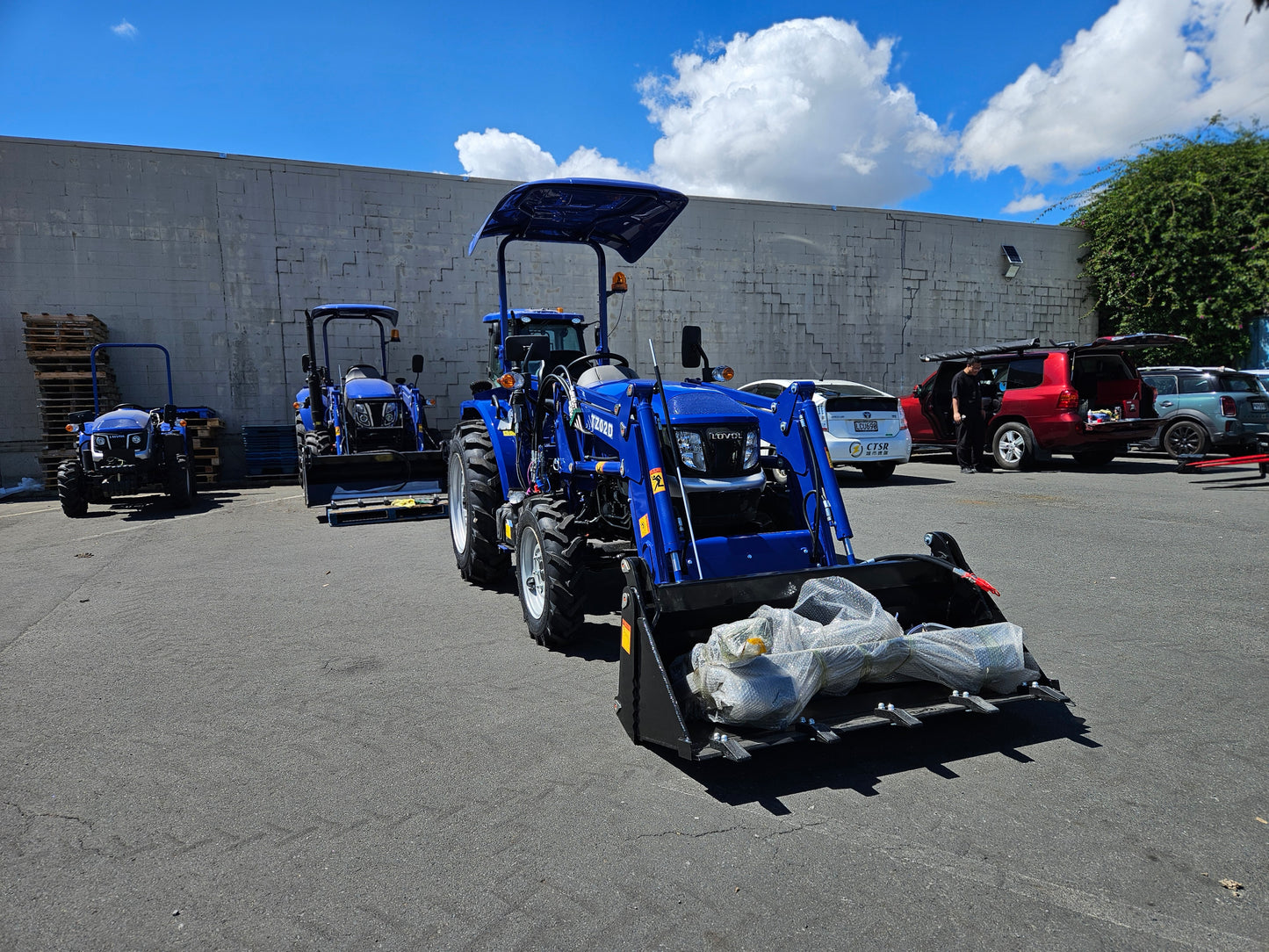 2025 LOVOL E Series 25HP Rops (with Canopy) Compact Tractor