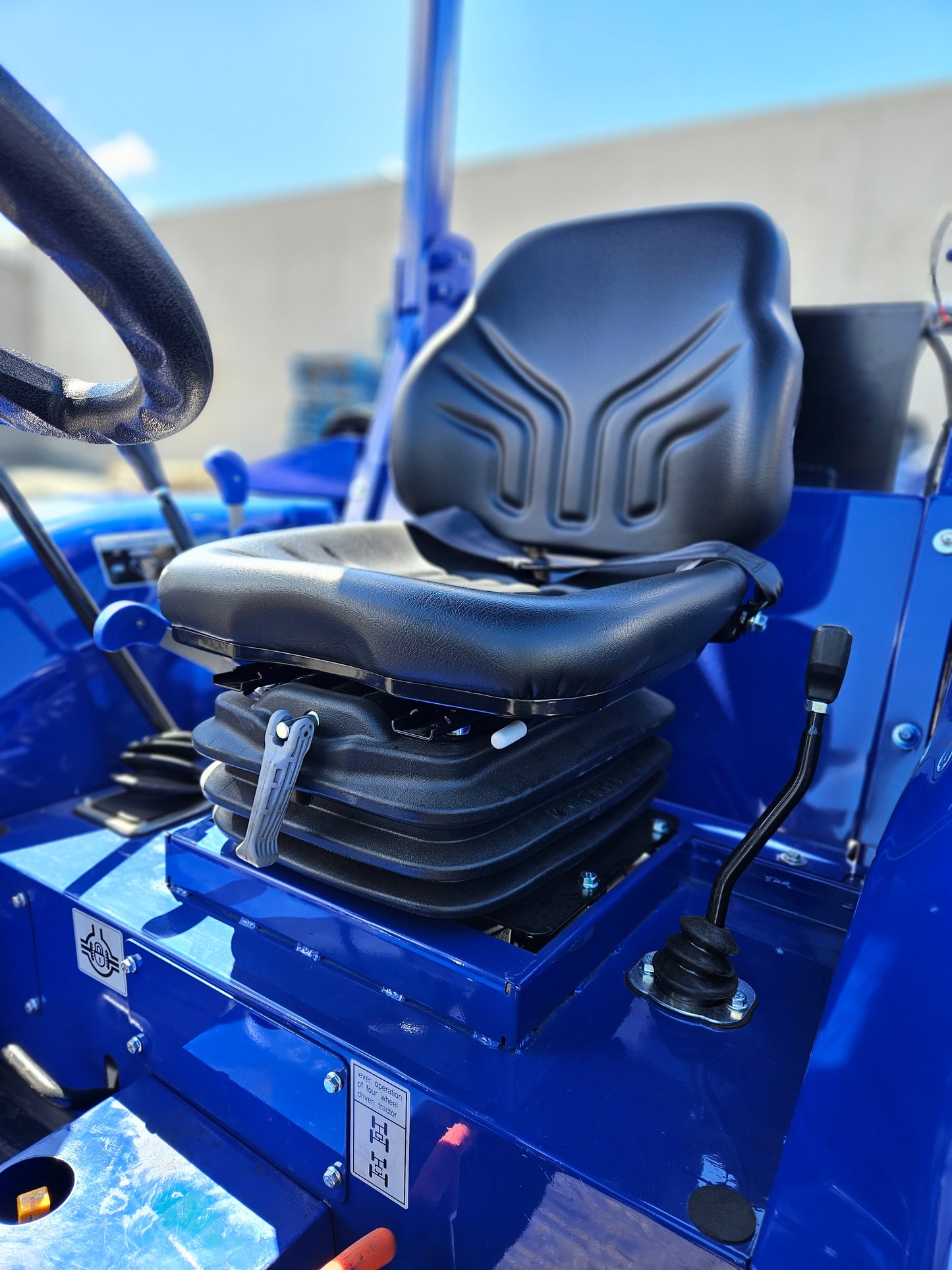2025 LOVOL E Series 25HP Rops (with Canopy) Compact Tractor