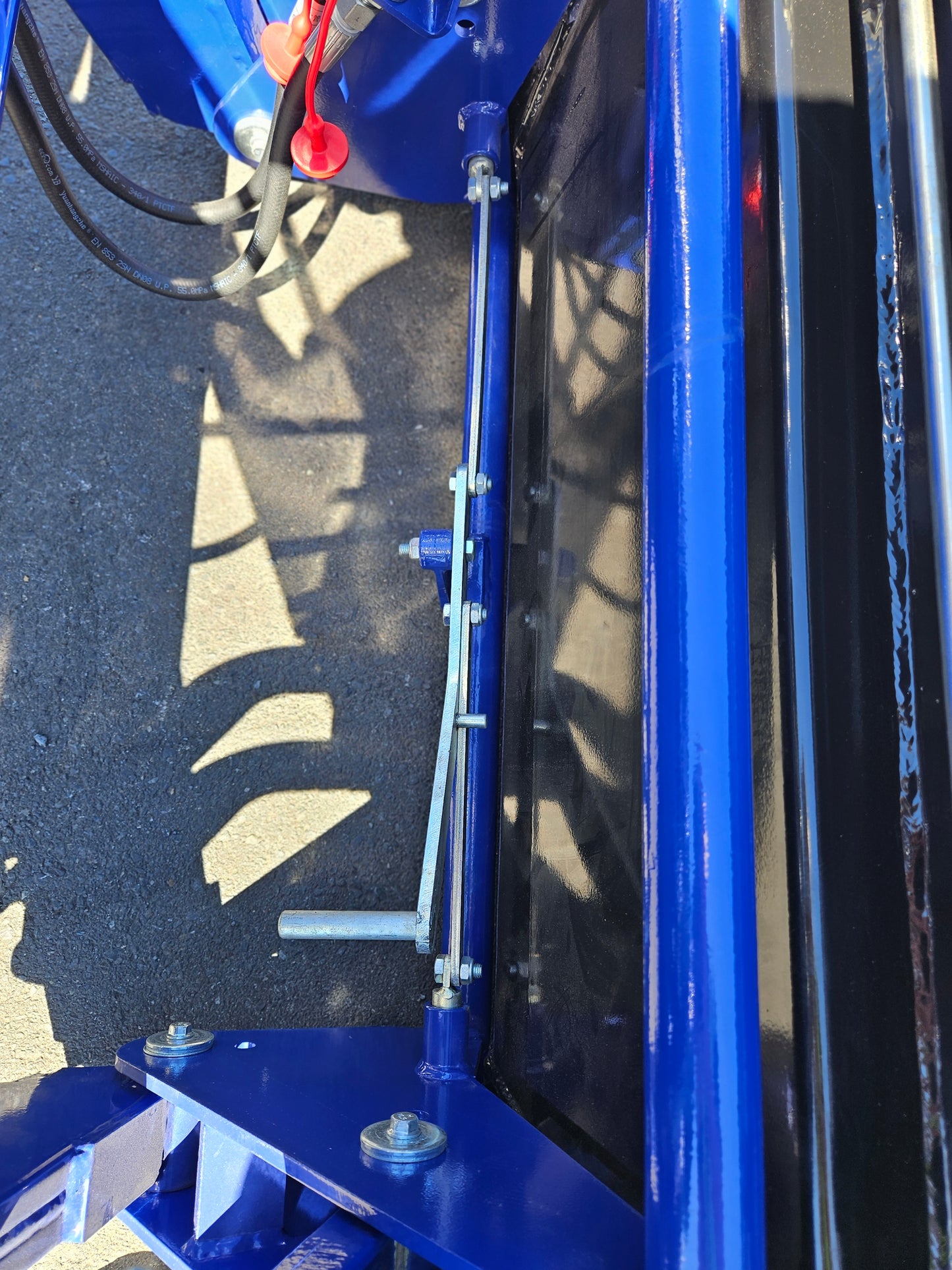 2025 LOVOL E Series 25HP Rops (with Canopy) Compact Tractor