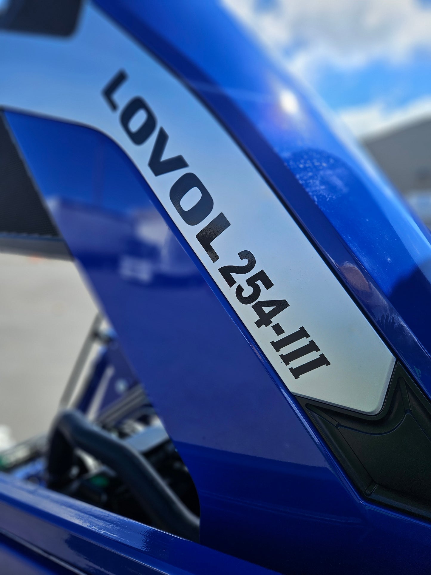 2025 LOVOL E Series 25HP Rops (with Canopy) Compact Tractor