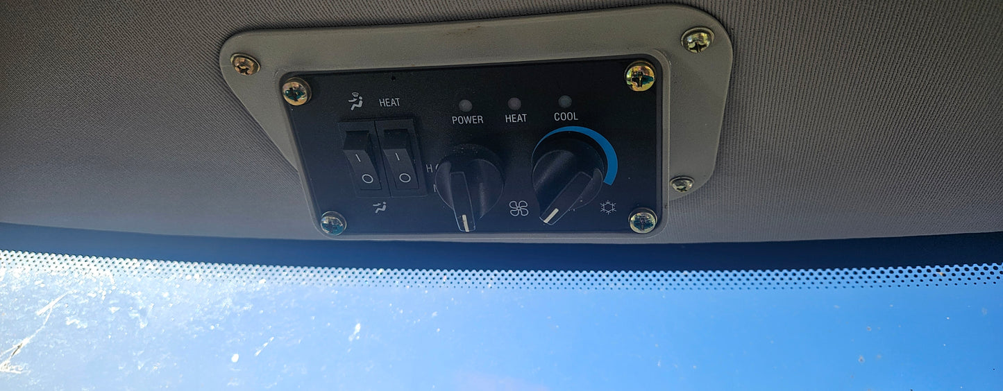 100hp TD1004 Cab A/C with Creeper gear
