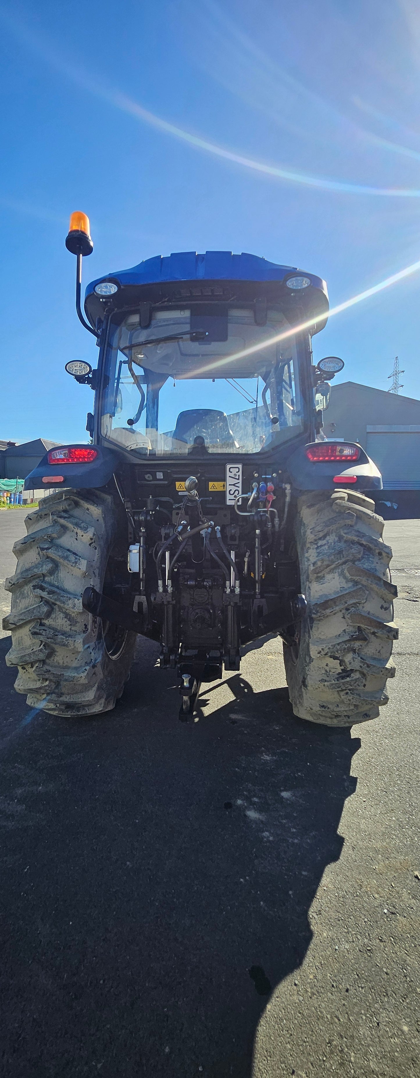 100hp TD1004 Cab A/C with Creeper gear