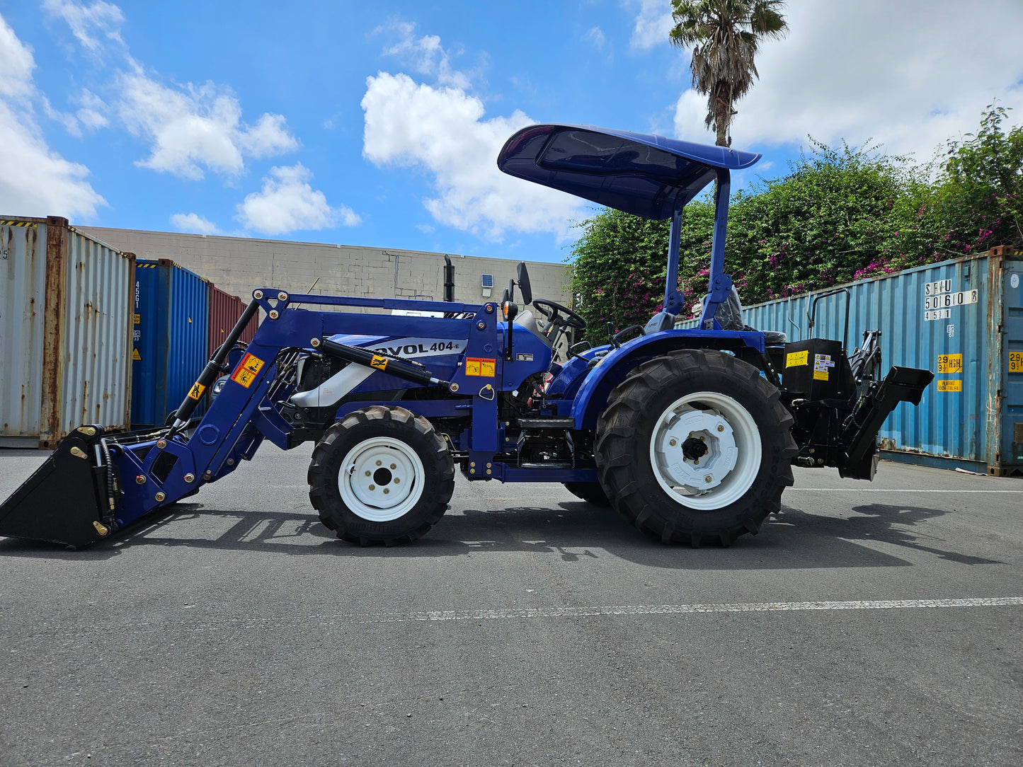 **SOLD**LOVOL E Series 40HP ROPS(No Cab.) Compact Tractor**SOLD**