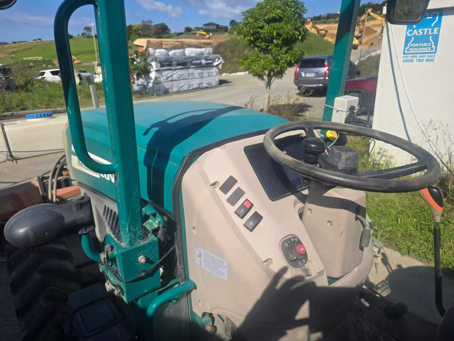 USED LOVOL F4090 Orchard Tractor
