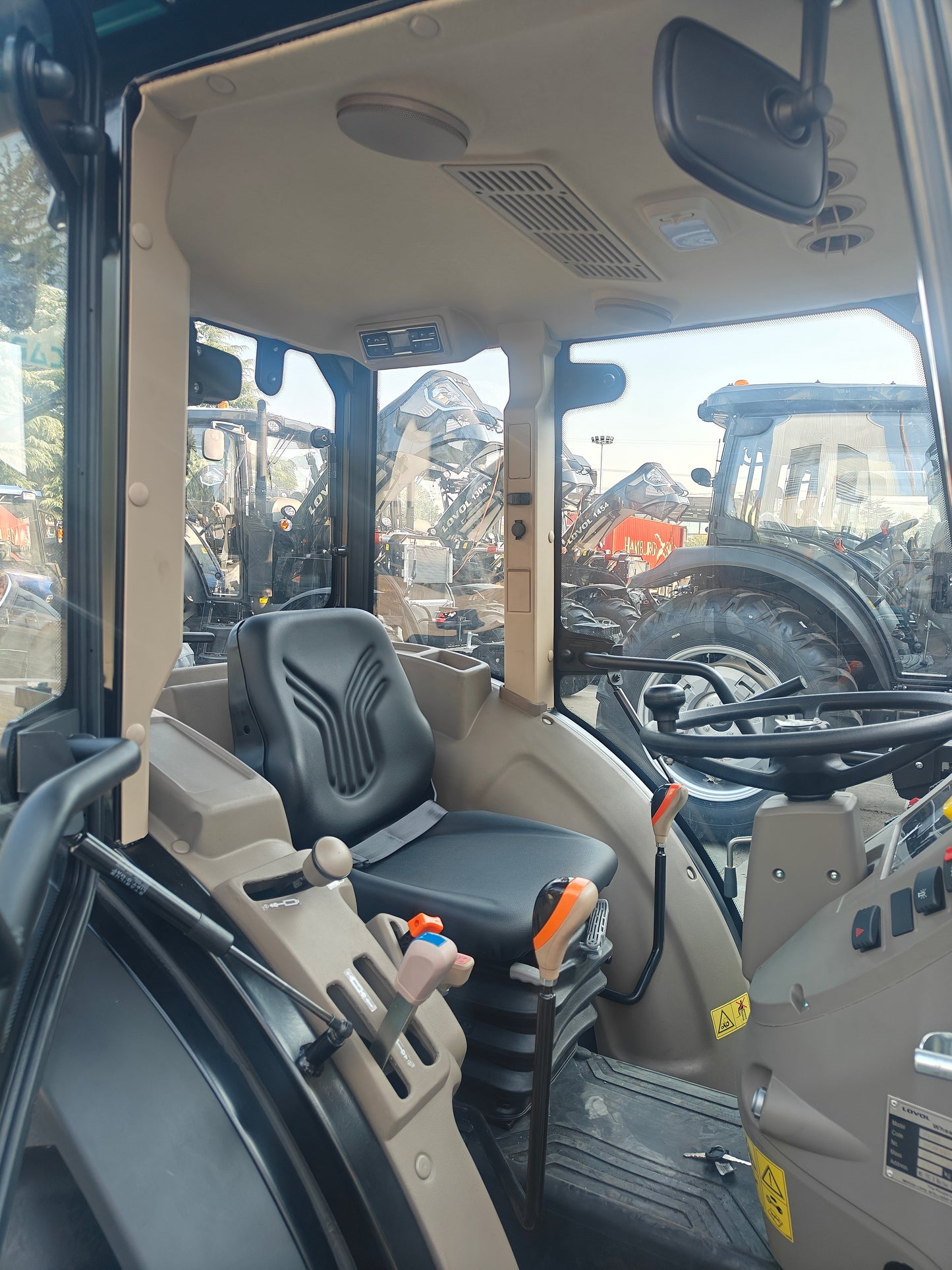 **SOLD**LOVOL 100hp F4100 CAB Cat. 4 **SOLD**