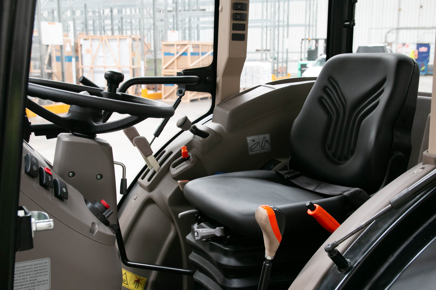 **Pre-order NOW**LOVOL 100hp F4100 CAB Cat. 4 **Pre-order NOW**