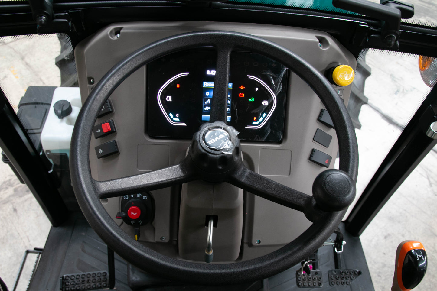 **Pre-order NOW**LOVOL 100hp F4100 CAB Cat. 4 **Pre-order NOW**