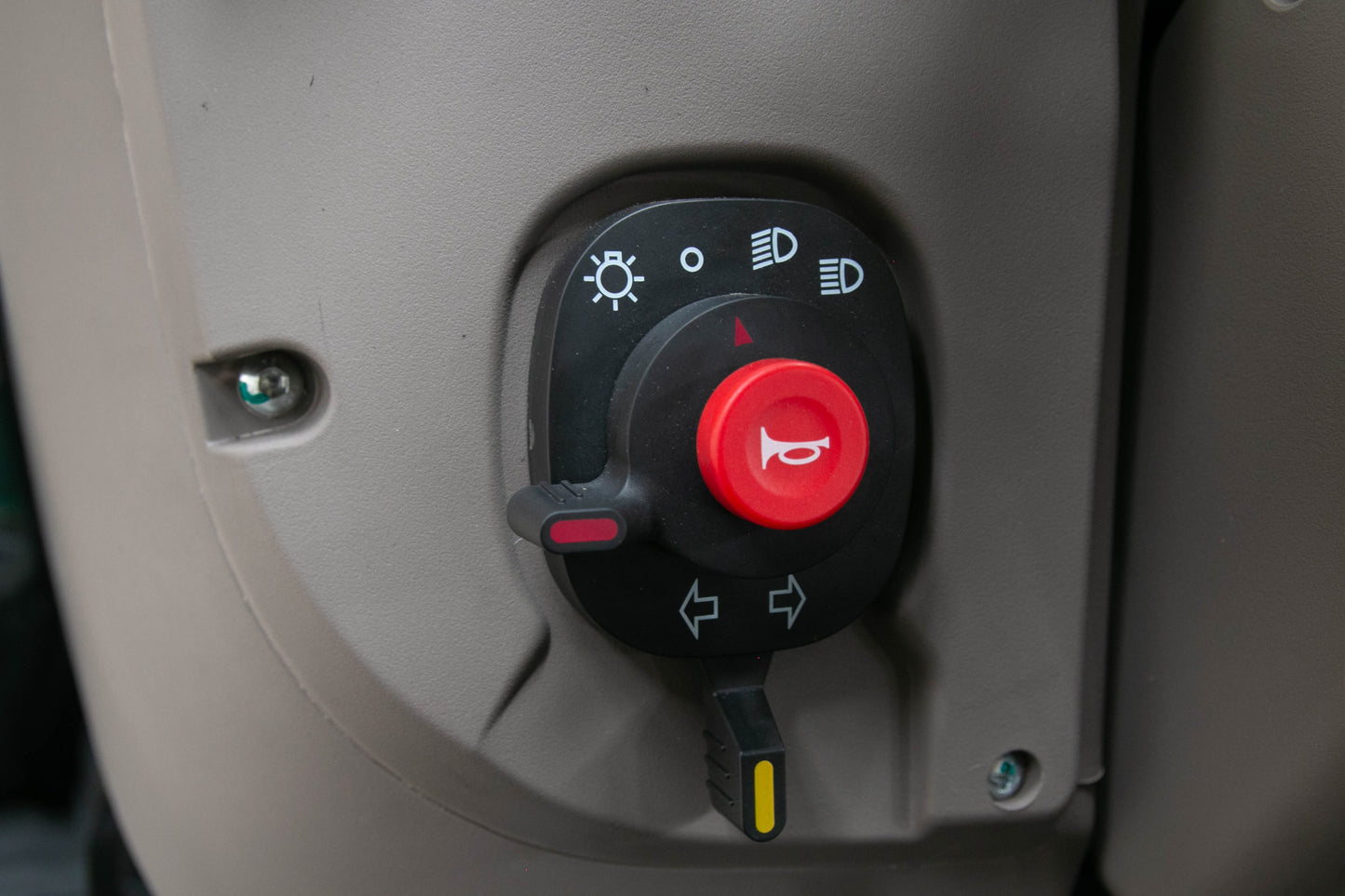**Pre-order NOW**LOVOL 100hp F4100 CAB Cat. 4 **Pre-order NOW**