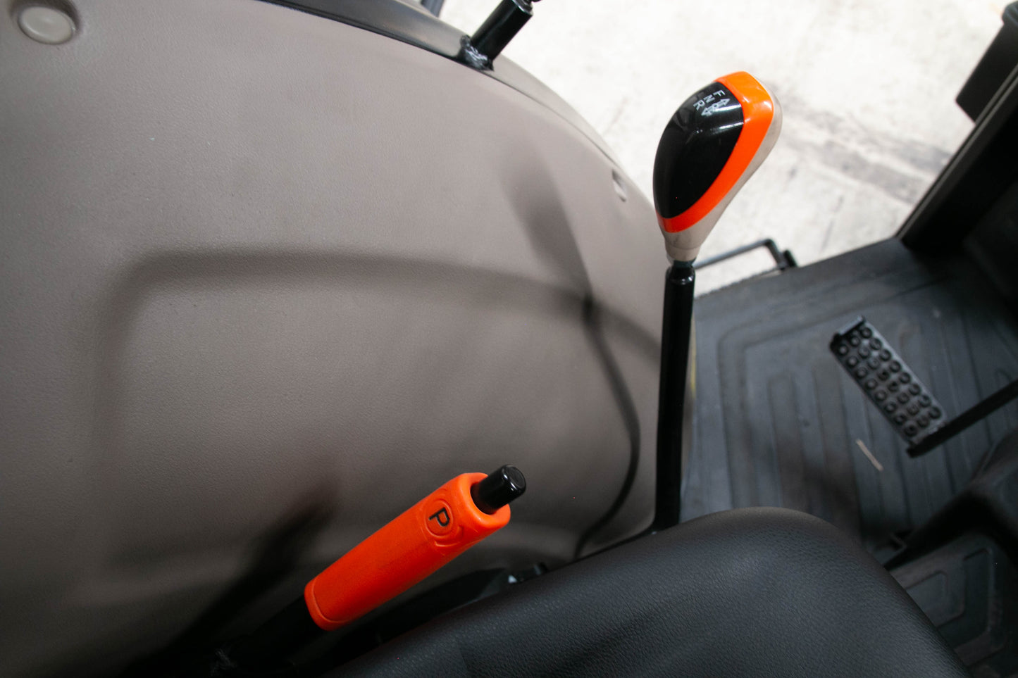 **Pre-order NOW**LOVOL 100hp F4100 CAB Cat. 4 **Pre-order NOW**